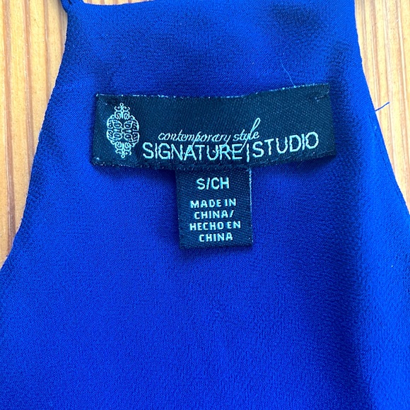 Small Navy Blue Flowy Racerback Spaghetti Strap Tank Top - Picture 2 of 2